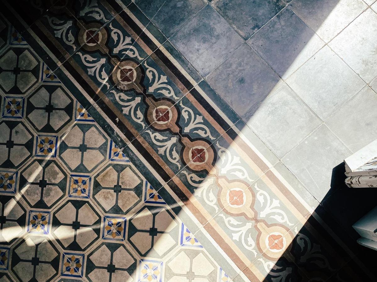 Palazzo Gambuzza Aparthotel Ispica Bagian luar foto