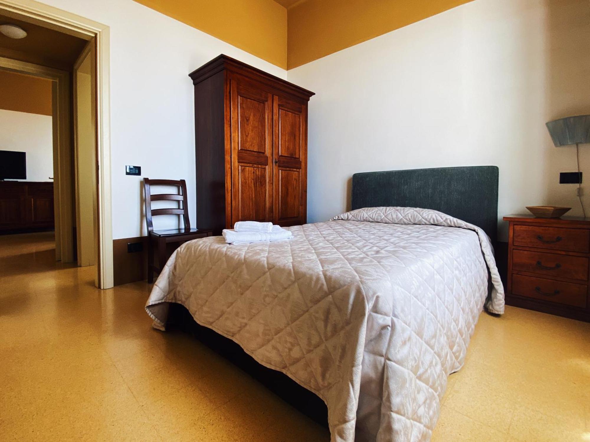 Palazzo Gambuzza Aparthotel Ispica Ruang foto
