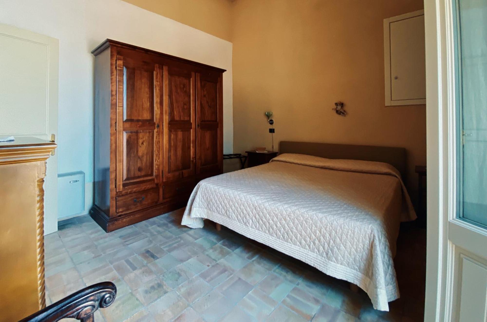 Palazzo Gambuzza Aparthotel Ispica Ruang foto