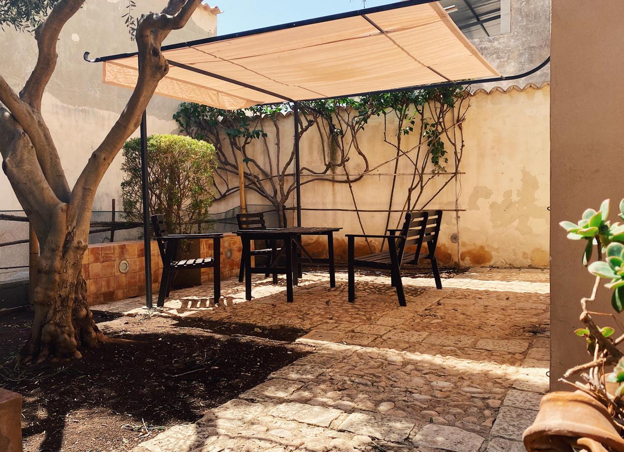 Palazzo Gambuzza Aparthotel Ispica Ruang foto