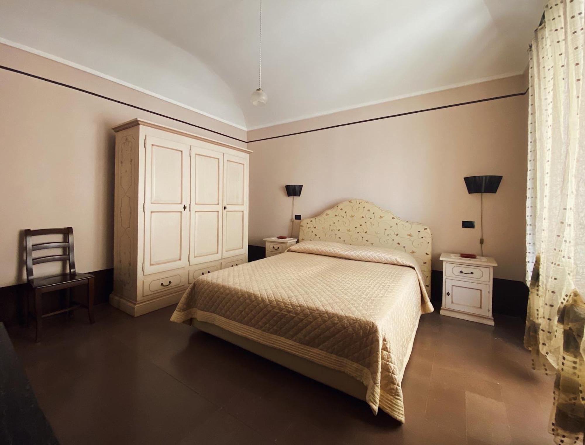 Palazzo Gambuzza Aparthotel Ispica Ruang foto